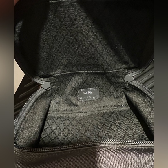 Authentic GG bamboo vanity purse - Picture 13 of 15